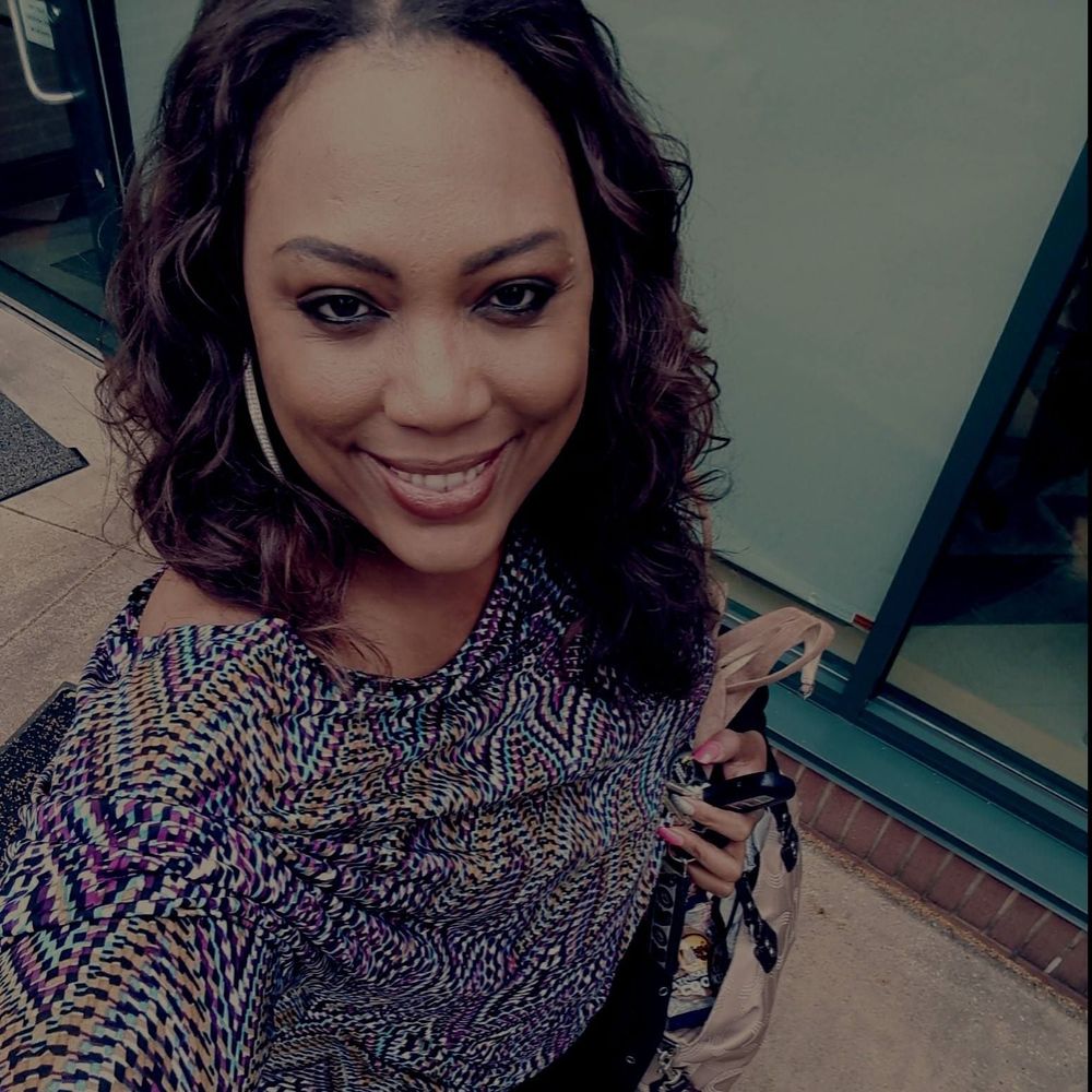 Meet your Posher, Tonya